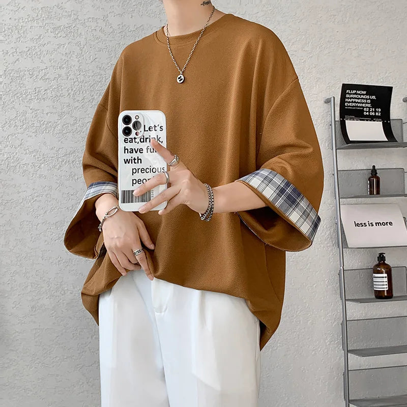Oversized Plaid T-Shirts for Summer: Comfort and Style