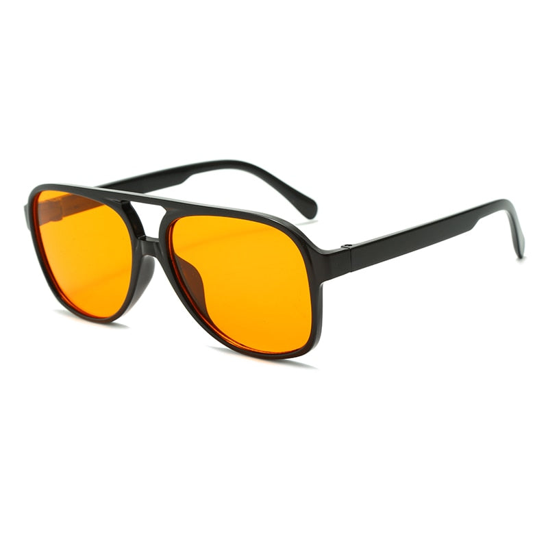 Stylish Fashion Sunglasses Enhance Your Look with Polycarbonate Material