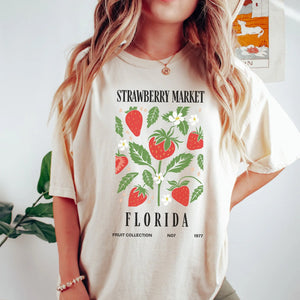 Strawberry Market Florida Women’s T-shirt