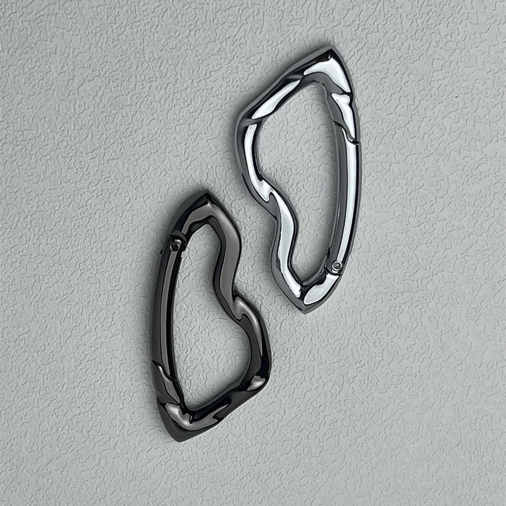 Twisted Metal Carabiner Keychain Multifunctional Mountaineering Car