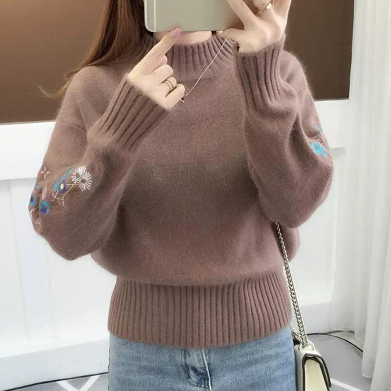 Autumn Winter Embroidery Knit Sweater for Women