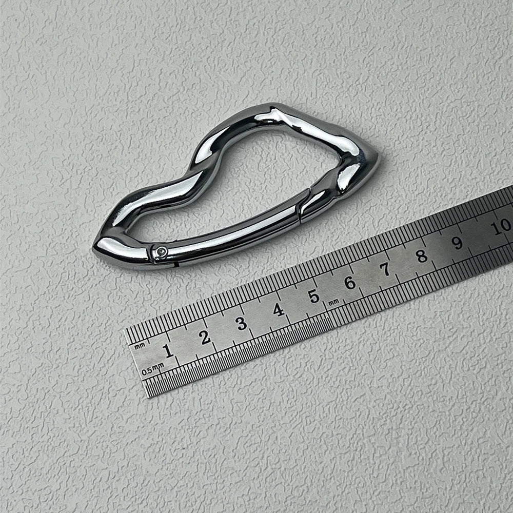 Twisted Metal Carabiner Keychain Multifunctional Mountaineering Car