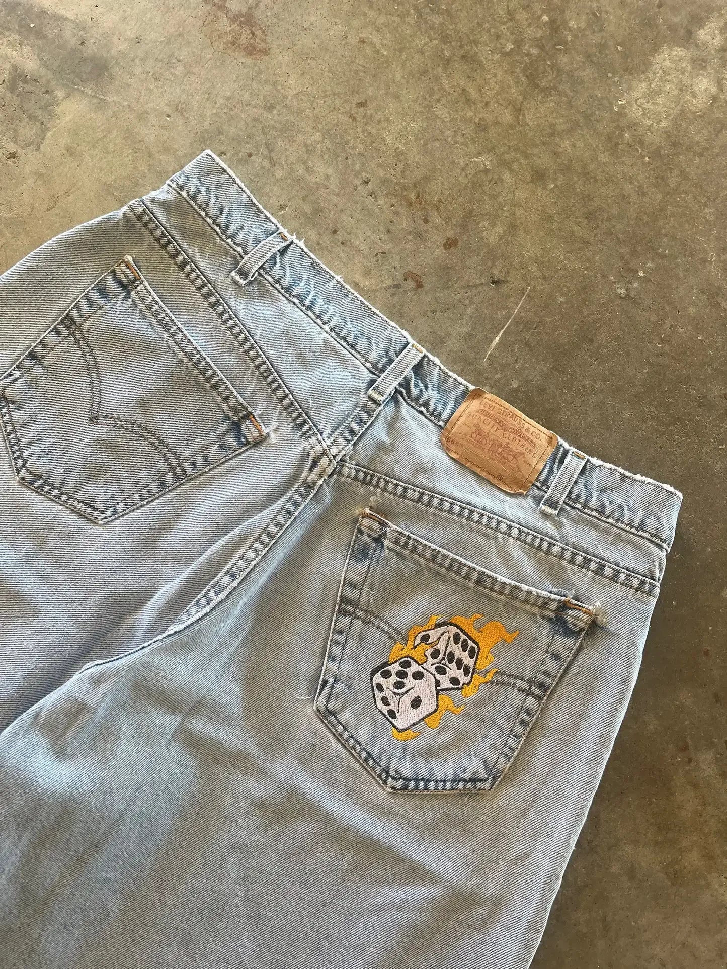 Street Fashion Embroidered Pattern Denim Shorts 2024