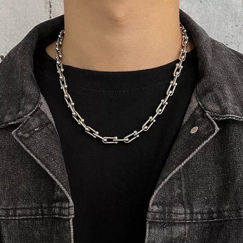 Niche Design Stainless Steel Chain Necklace Horseshoe Buckle U-shaped Choker